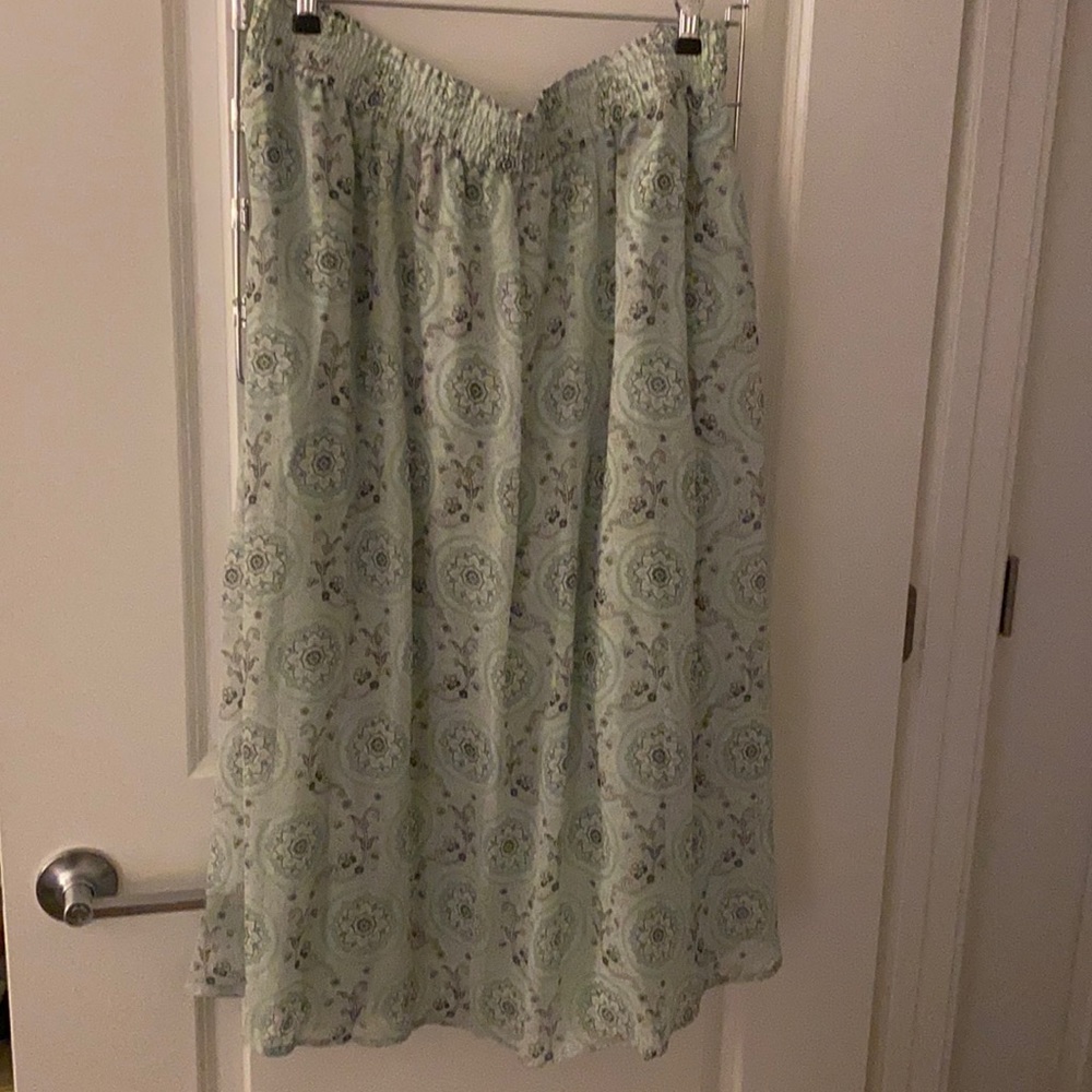 Mint Loft Outlet Skirt: XL